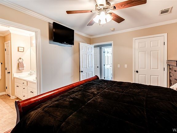 5th image of 17024 Bayside Dr
