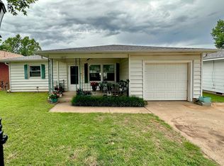 1817 20th St, Woodward, OK 73801