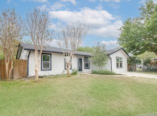 302 Vivian Dr, Converse, TX 78109