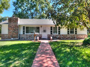 1821 S Rankin Dr, Independence, MO 64055