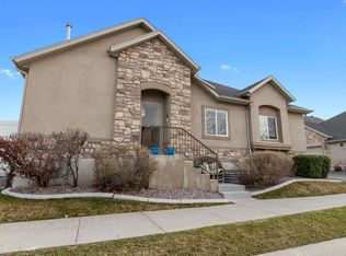 1573 W Wynview Ln, South Jordan, UT 84095