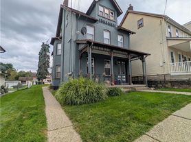 828 Kieffer St, Fountain Hill, PA