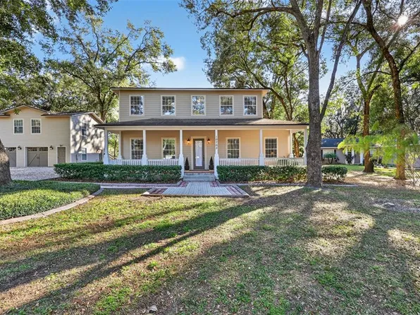 10703 Barefoot Ln, Thonotosassa, FL 33592