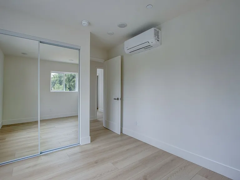 4346 W Country Club Dr #42461 — Photo 11