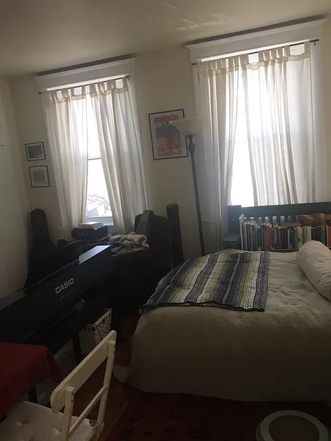 Studio, $1,300 — Photo 4