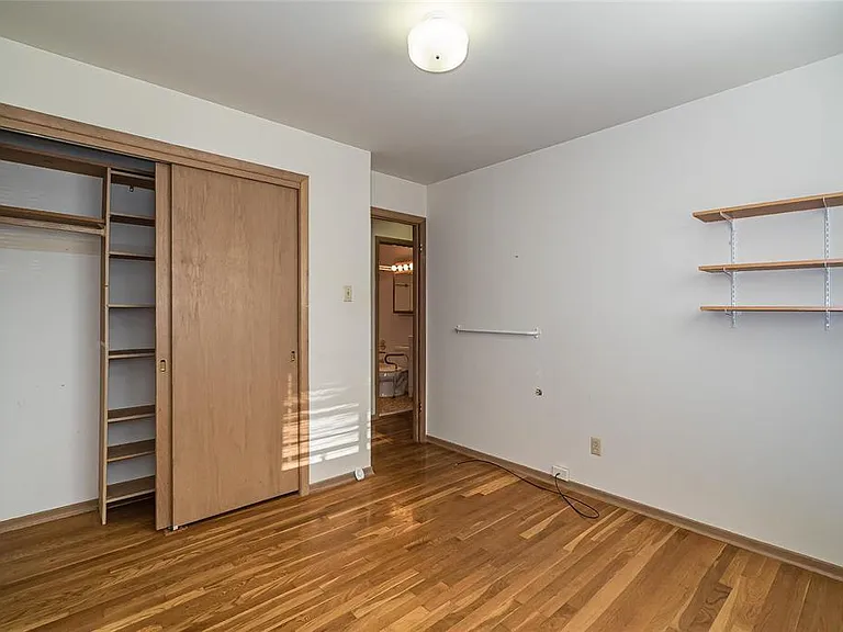 11943 Glen West Dr — Photo 13