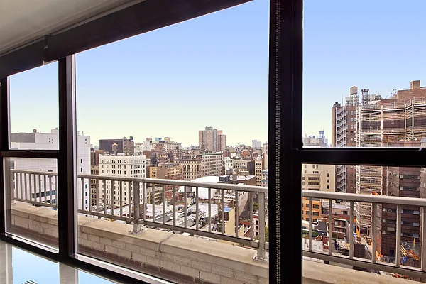 Sold by Corcoran | media 22