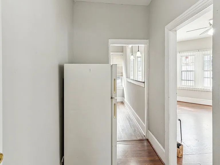501 N 35th St — Photo 5