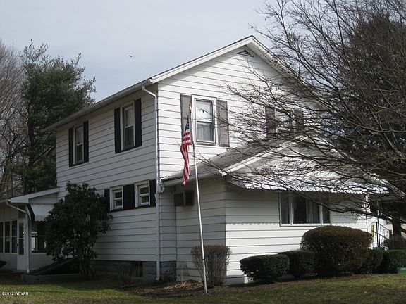 2nd image of 117 Allen St S