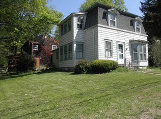 64 E Bacon St, Plainville, MA 02762