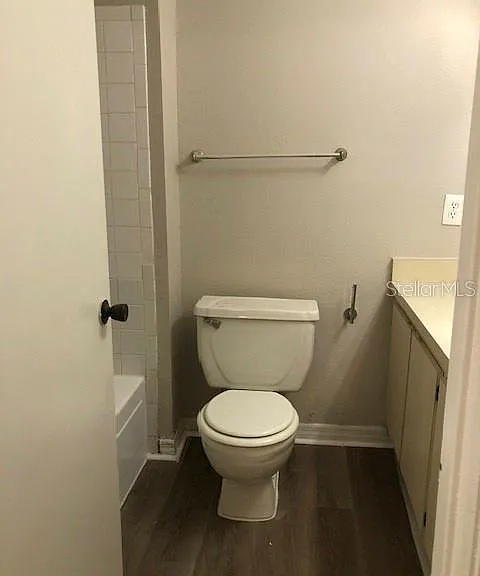 548 Orange Dr #14 — Photo 16