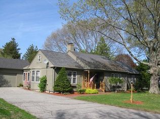 95 Cedar Cove Rd, Swansea, MA 02777