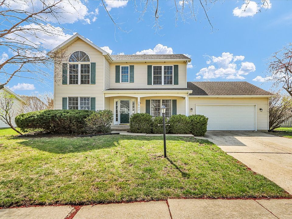 1st image of 2807 Willow Bend Rd