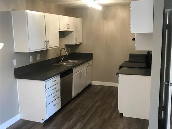 2915 Cedar Ave #9C, Las Vegas, NV 89101