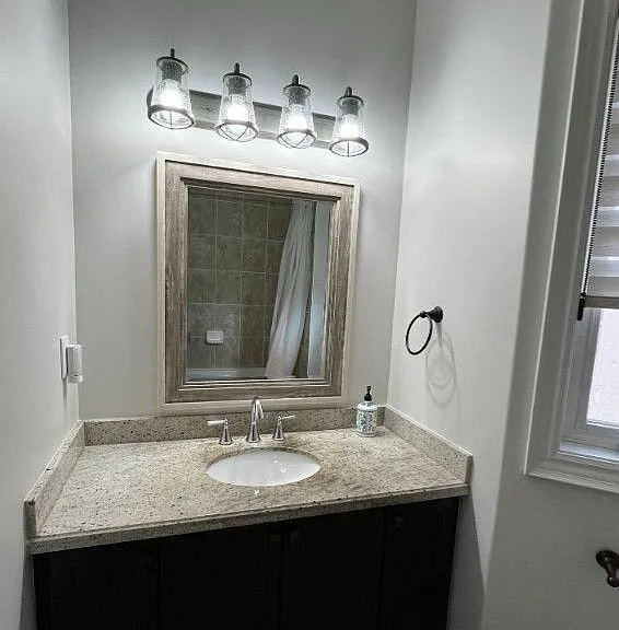 587 Thompson Rd S #9 — Photo 11