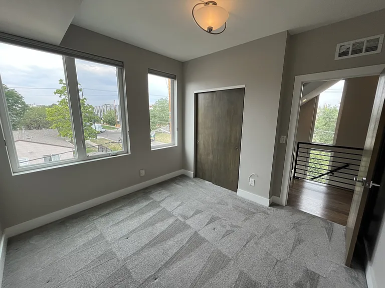 3220 W 18th Ave — Photo 15