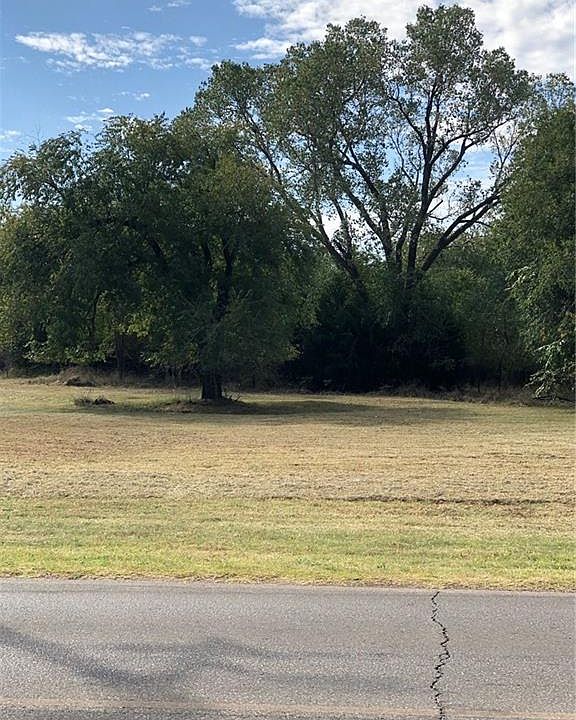 2nd image of 9908 NE 36th St Lot 6