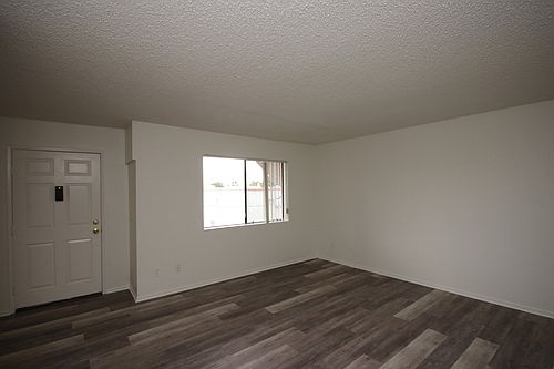 4th image of 1310 E Acacia Ave APT 104