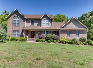 110 Saddlebrook Ave, Pickens, SC 29671