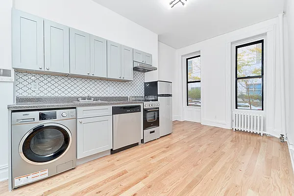 Rented by Living New York | media 6