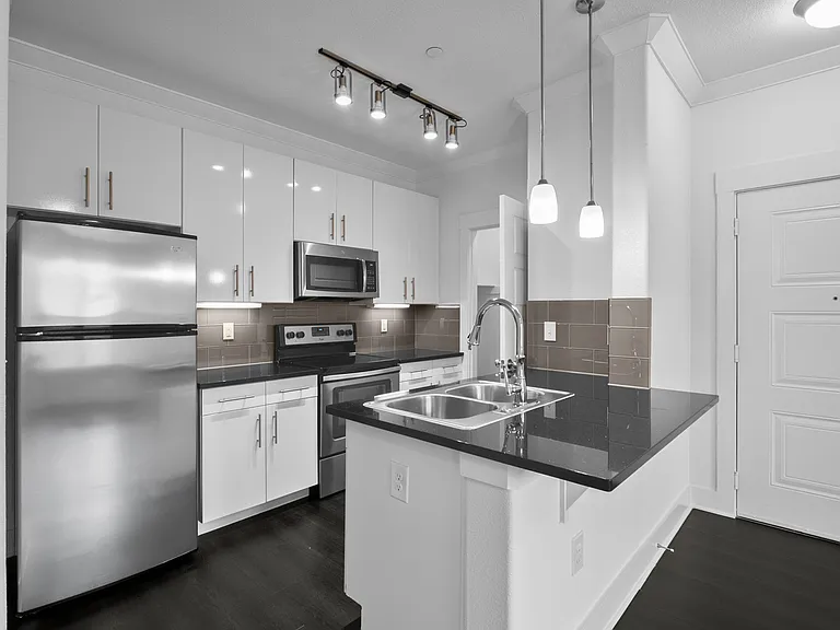 Kitchen | Apartments Conroe | The Towers Woodland Kitchen | Apartments Conroe | The Towers Woodland