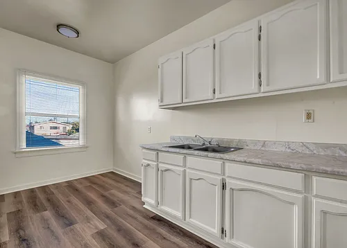 Floor plan 206