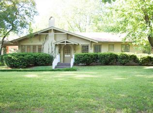 1243 E Delmar St, Springfield, MO 65804