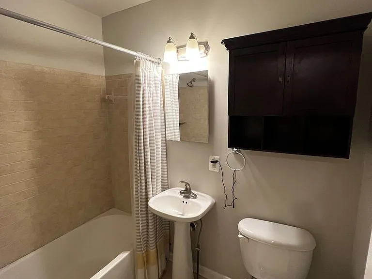 3111 Naylor Rd SE #301 — Photo 6