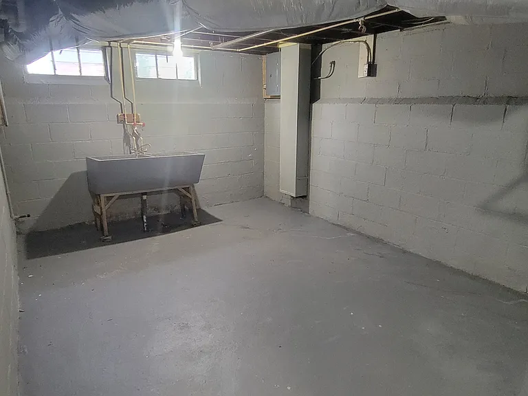 5149 Clement Ave — Photo 18