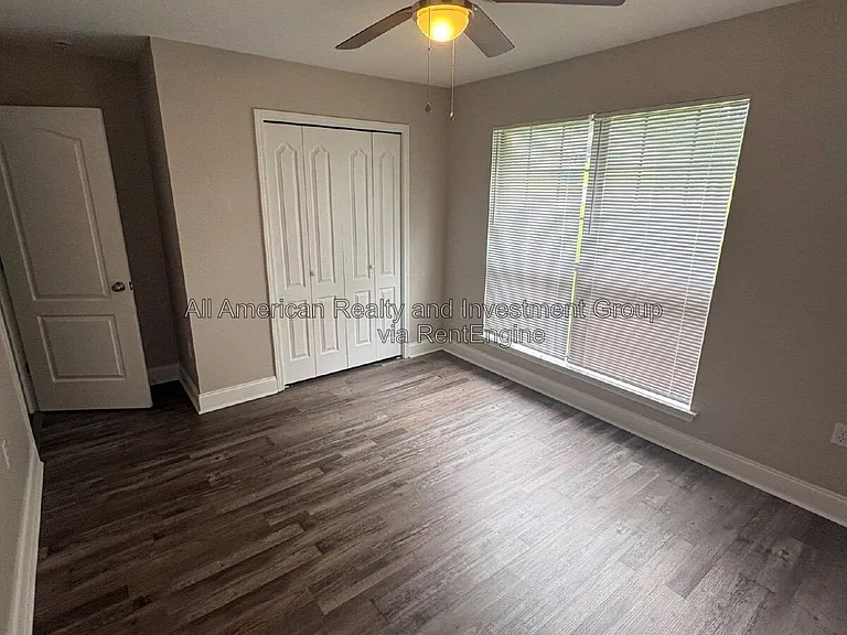 6255 Bullet Dr — Photo 2