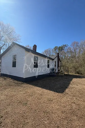 1902 Vincent St Photo 1