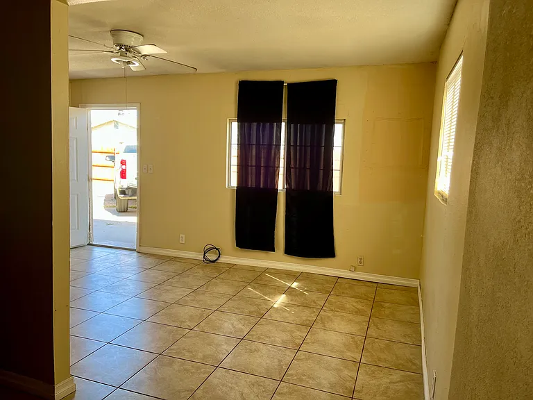 11985 Chamberlaine Ave #B — Photo 10