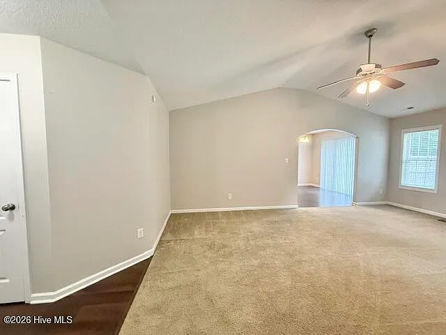 505 Sonoma Rd — Photo 7