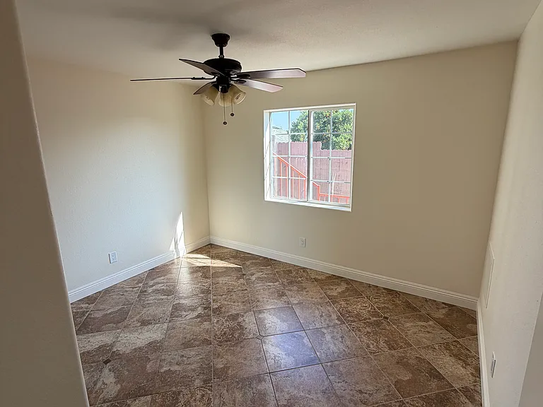 Fourth bedroom entrance
