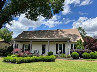 5702 Buxbriar Ave, Memphis, TN 38120