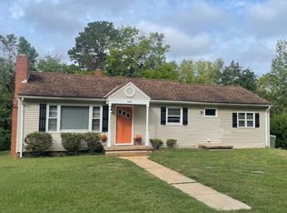 1607 Noblin Dr, Farmville, VA