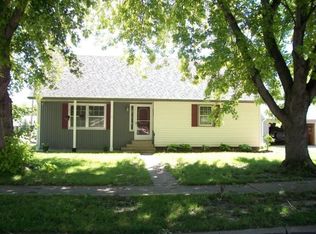 1004 Michigan Ave SW, Huron, SD 57350