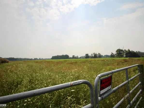 1700 Kinney Rd, Memphis, MI 48041