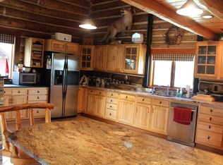 15 Stagecoach Rd, Greenville, ME 04441