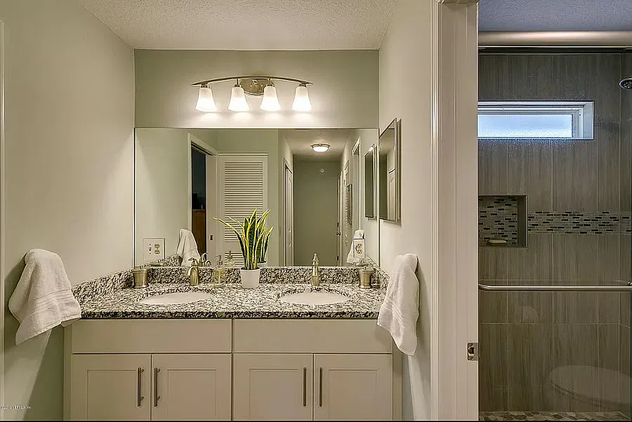 3 bed, 1708 sqft, $4,500 — Photo 1