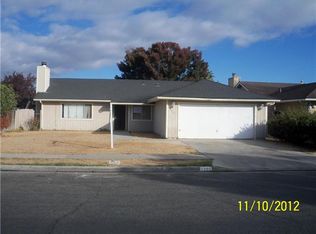 1205 Wessmith Way, Madera, CA 93638