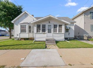 356 W 9th Ave, Oshkosh, WI 54902