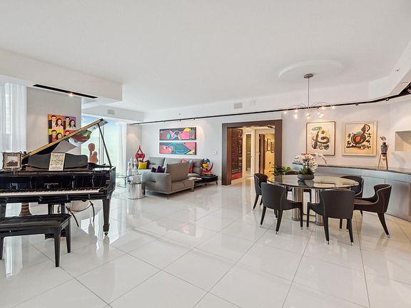 3rd image of 333 Las Olas Way #3906