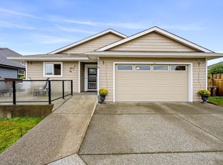 279 Michigan Dr, Campbell River, BC V9H 0C4