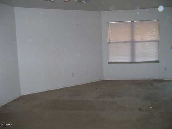 5th image of 15774 W Watson Ln