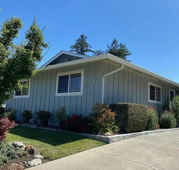 4176 Florida Ct — Photo 1