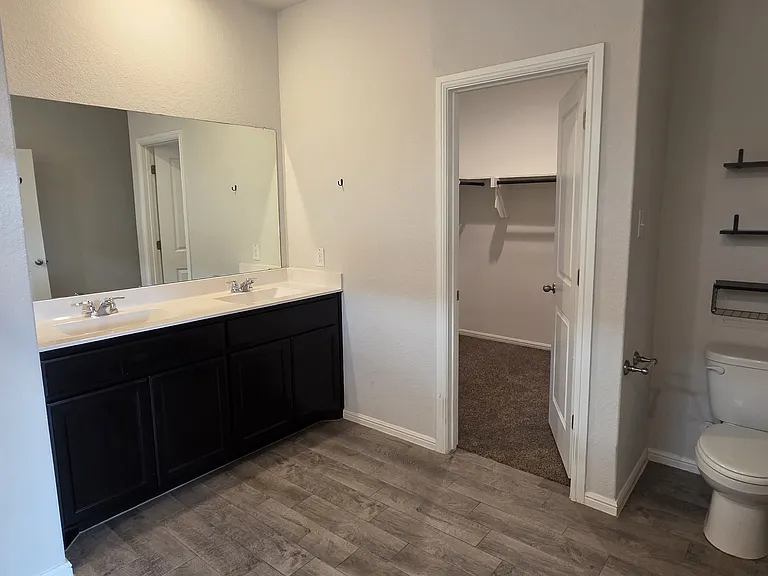 9021 Eagles Landing Dr — Photo 13