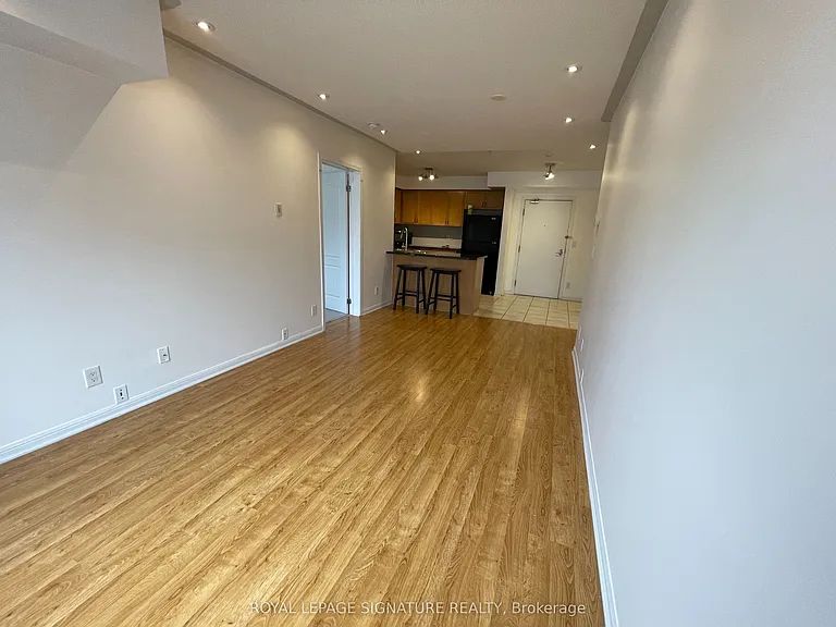 10 Mendelssohn St #327 — Photo 14