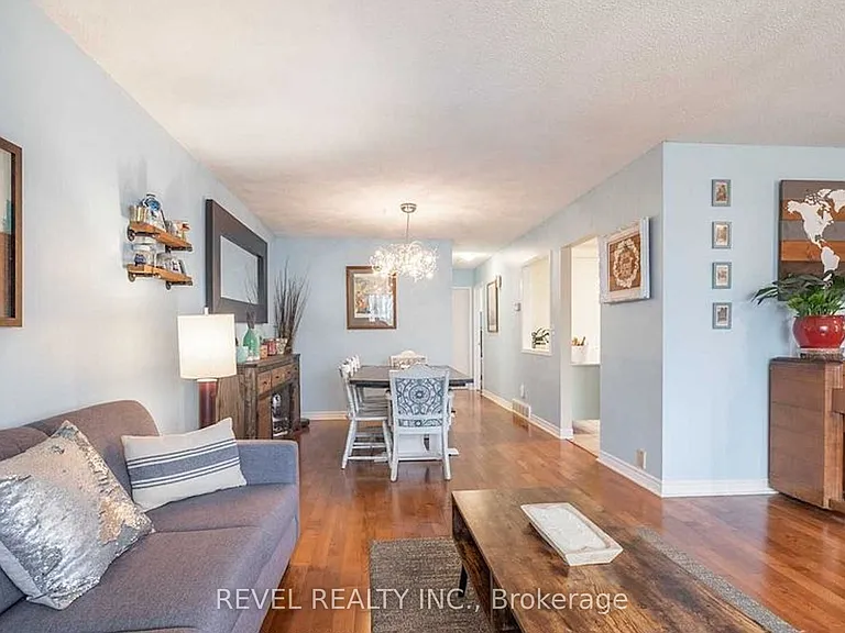 9 Balmoral Ct — Photo 5