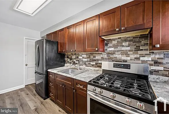 7520 Durwood Rd — Photo 12